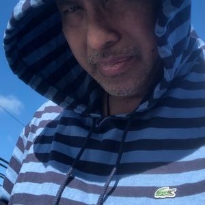 Pre owned Lacoste Hoodie (lightweight)